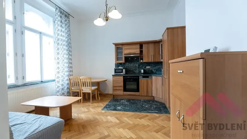 Pronájem bytu 2+kk, Praha - Karlín, Sokolovská, 49 m2