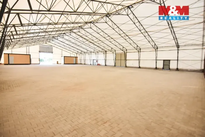 Pronájem skladu, Hlavenec, 950 m2