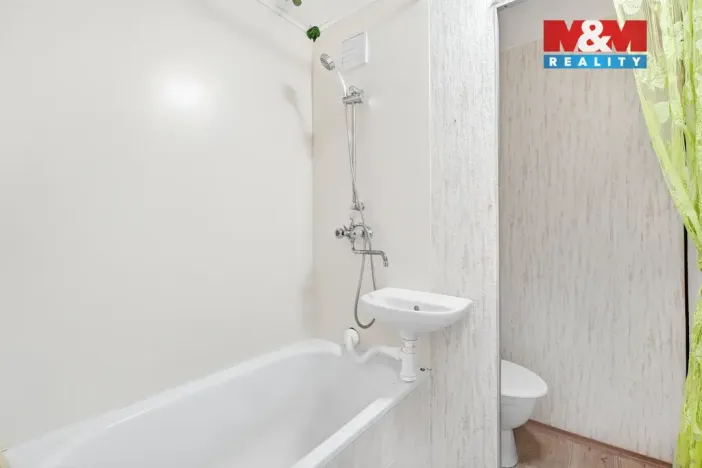 Prodej bytu 1+1, Stráž pod Ralskem, Jižní, 34 m2