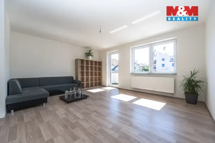 Prodej bytu 3+kk, Břežany II, 81 m2