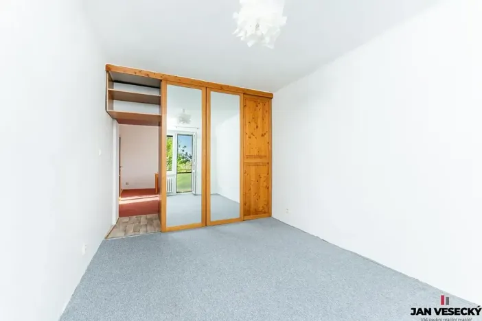 Pronájem bytu 2+kk, Praha - Kbely, Luštěnická, 49 m2