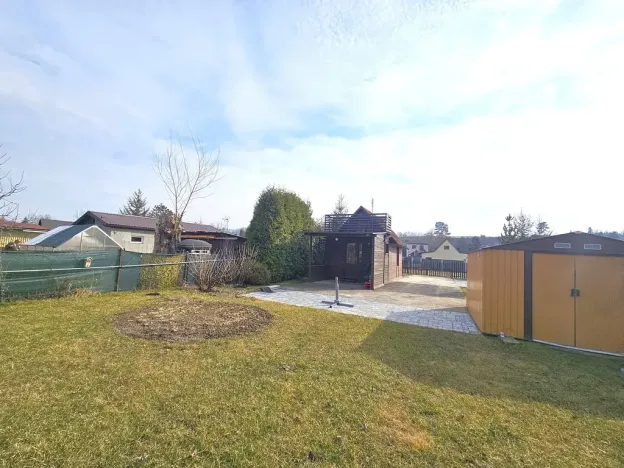 Pronájem chaty, Kralupy nad Vltavou - Zeměchy, 30 m2