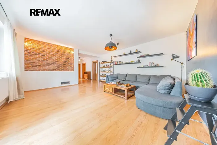 Prodej rodinného domu, Braškov, V Jezerech, 190 m2