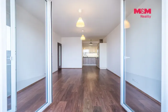 Pronájem bytu 2+kk, Praha - Letňany, Hlučkova, 60 m2