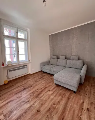 Prodej bytu 2+1, Karlovy Vary, Krále Jiřího, 85 m2