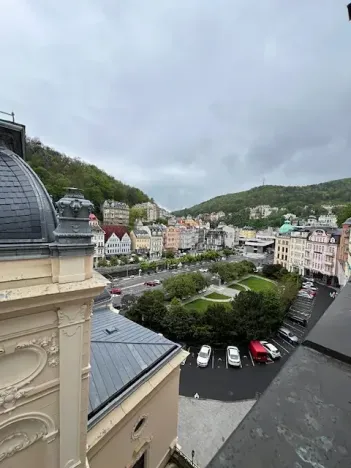 Prodej bytu 4+1, Karlovy Vary, Divadelní náměstí, 145 m2