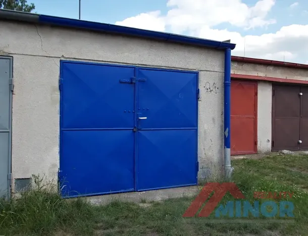 Pronájem garáže, Slaný, Rabasova, 20 m2