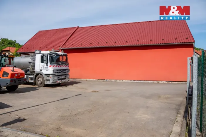 Prodej komerční nemovitosti, Tršice - Hostkovice, 196 m2