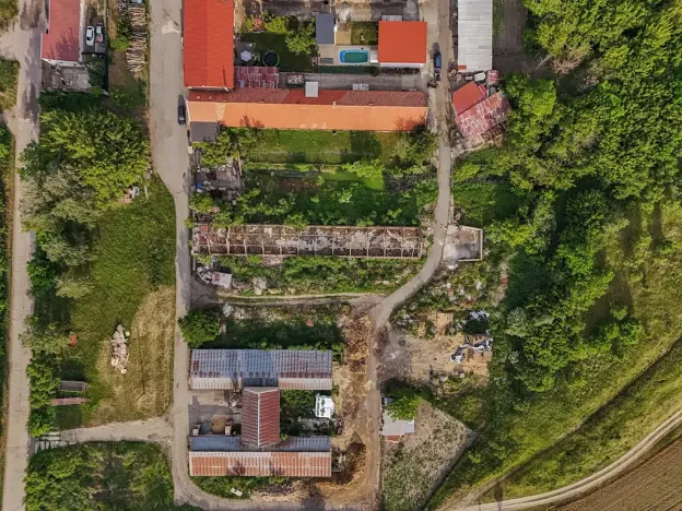 Prodej komerčního pozemku, Březí, 3250 m2
