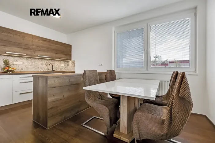 Prodej bytu 4+kk, Praha - Dolní Měcholupy, Kryšpínova, 107 m2