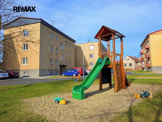 Pronájem bytu 3+kk, Vroutek, Nádražní, 60 m2