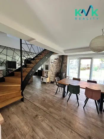 Pronájem rodinného domu, Karlovy Vary, Česká, 180 m2