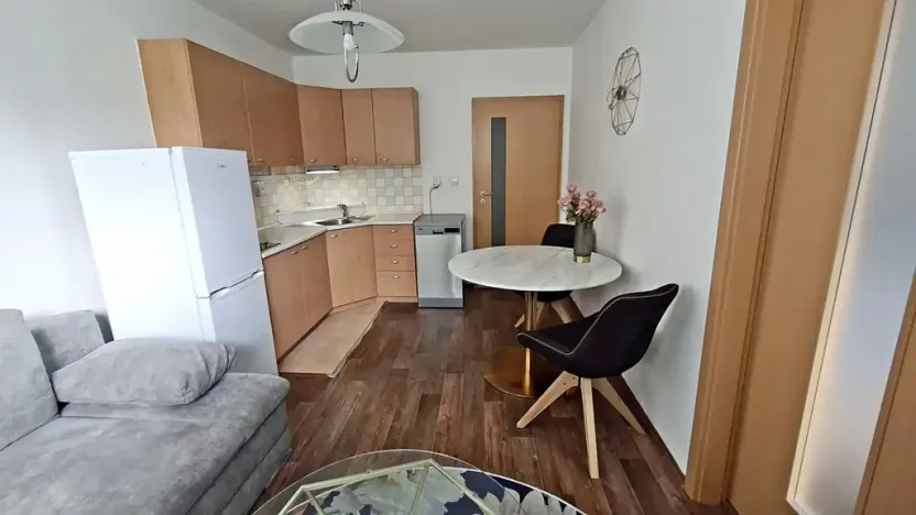 Pronájem bytu 2+kk, Praha - Černý Most, Bryksova, 39 m2