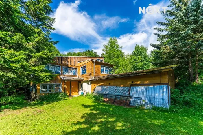 Prodej komerční nemovitosti, Benecko, 750 m2