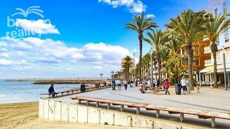 Prodej bytu 2+kk, Torrevieja, Alicante, Španělsko, 52 m2