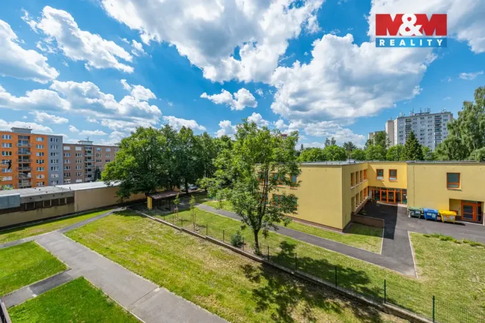 Prodej bytu 1+1, Karlovy Vary, Chomutovská, 35 m2