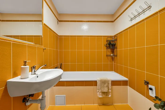 Prodej bytu 3+kk, Šestajovice, Komenského, 116 m2