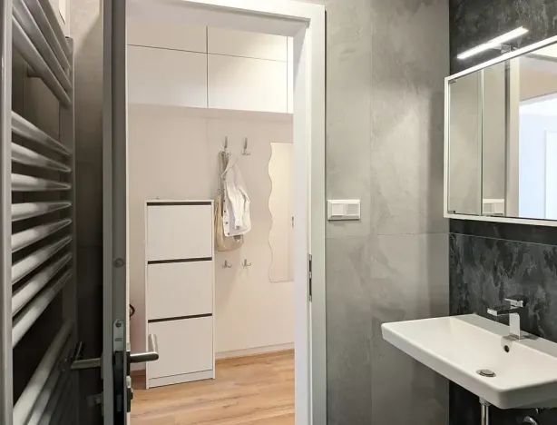 Pronájem kanceláře, Brno, Komárovská, 29 m2