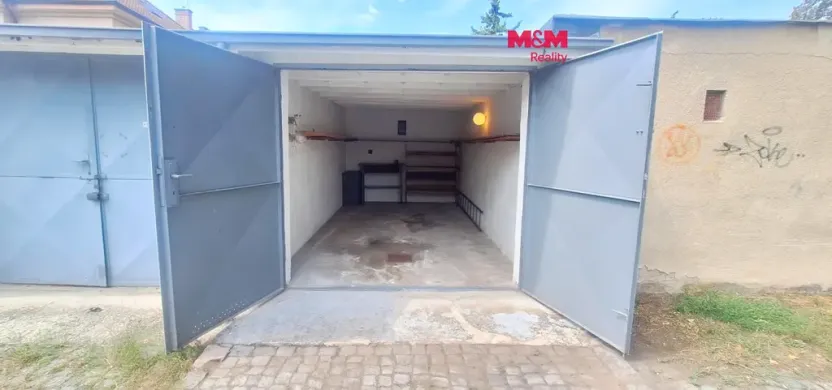 Pronájem garáže, Hradec Králové, U Kavalíru, 17 m2