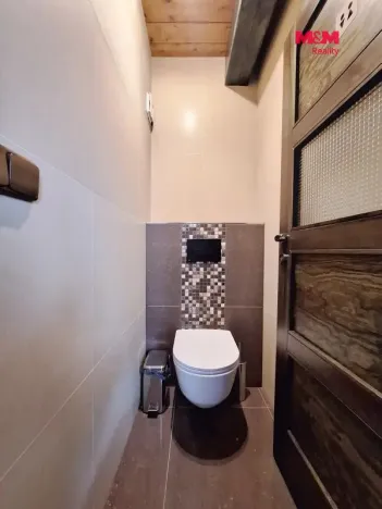Prodej rodinného domu, Náchod - Jizbice, 149 m2