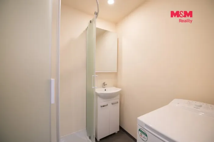 Pronájem bytu 3+1, Hradec Králové - Pražské Předměstí, Gebauerova, 53 m2