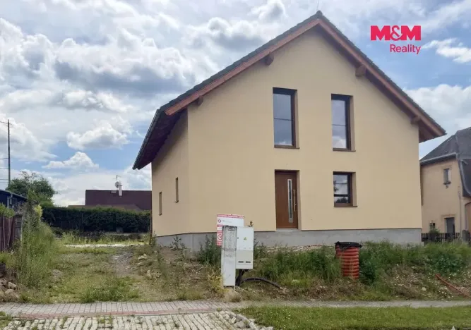 Prodej rodinného domu, Ostrov, Sukova, 135 m2
