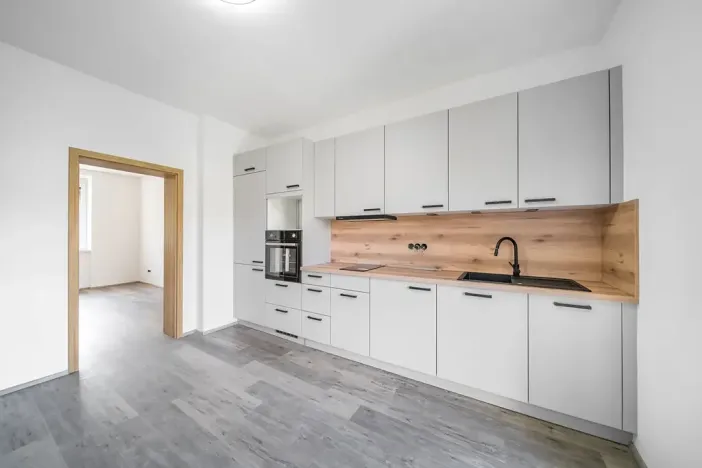 Pronájem bytu 2+1, Brno, Nevrklova, 57 m2