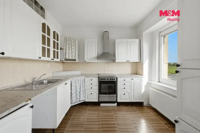 Prodej rodinného domu, Kněževes, Libušina, 100 m2