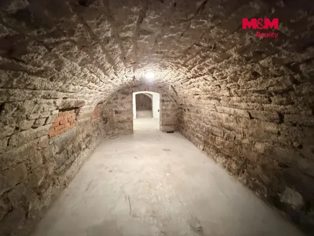 Prodej obchodního prostoru, Jablonec nad Nisou, Anenské náměstí, 81 m2