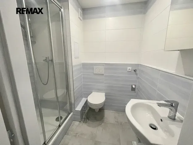 Pronájem bytu 1+1, Praha - Modřany, Botevova, 29 m2
