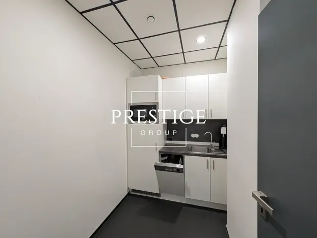 Pronájem obchodního prostoru, Praha - Karlín, Sokolovská, 210 m2