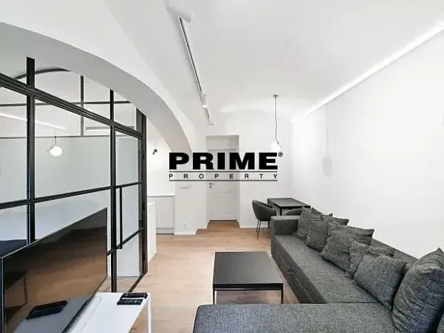 Pronájem bytu 2+kk, Praha - Vinohrady, Laubova, 50 m2