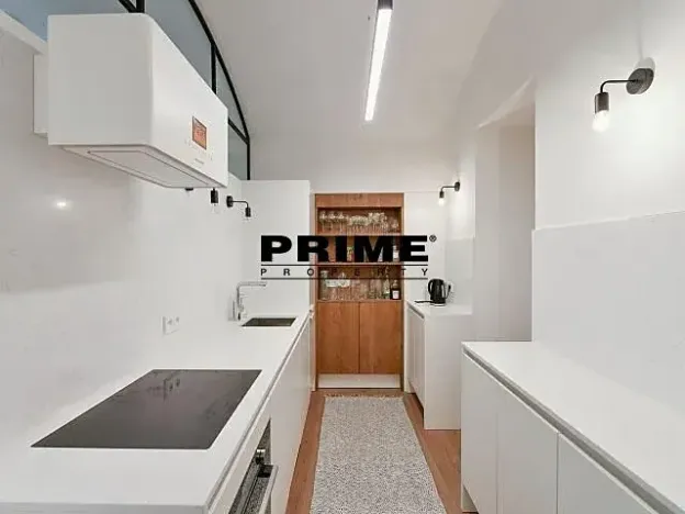 Pronájem bytu 2+kk, Praha - Vinohrady, Laubova, 50 m2