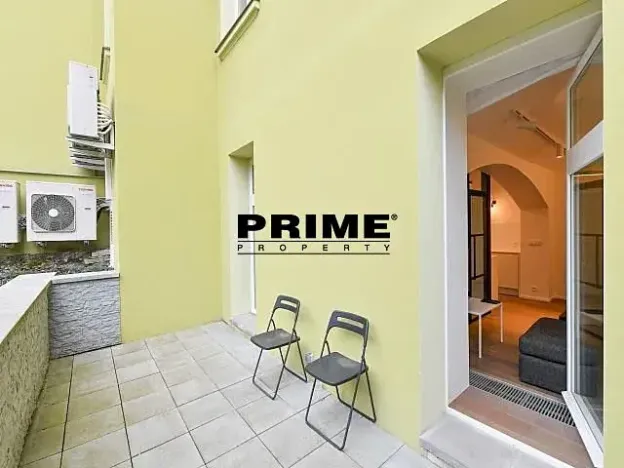 Pronájem bytu 2+kk, Praha - Vinohrady, Laubova, 50 m2
