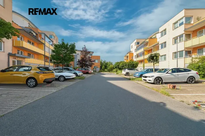 Prodej bytu 3+kk, Praha - Kyje, Sicherova, 79 m2