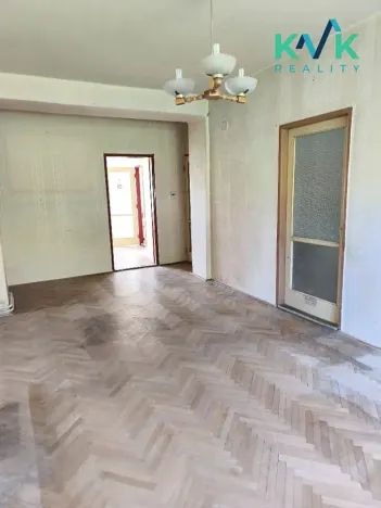 Prodej bytu 3+1, Karlovy Vary, 1. máje, 75 m2