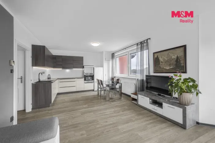 Pronájem bytu 2+kk, Pardubice - Zelené Předměstí, nábřeží Závodu míru, 58 m2