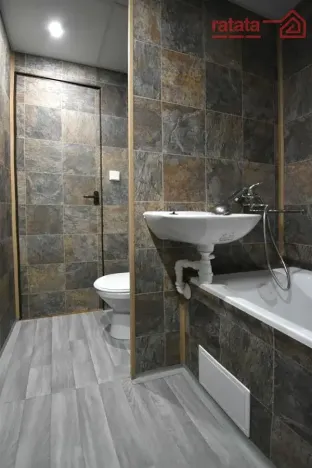 Pronájem bytu 2+1, Chomutov, Zahradní, 60 m2