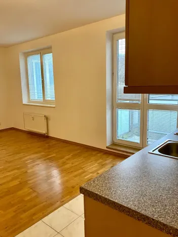 Prodej bytu 1+kk, Praha - Troja, Vřesová, 36 m2