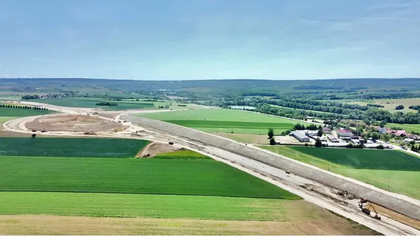 Prodej komerčního pozemku, Litomyšl, Sokolovská, 15000 m2