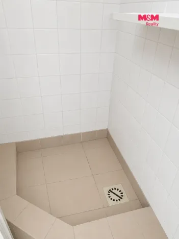 Pronájem kanceláře, Praha - Prosek, Prosecká, 63 m2