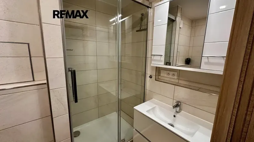 Pronájem bytu 2+kk, Praha - Stodůlky, U jezera, 43 m2