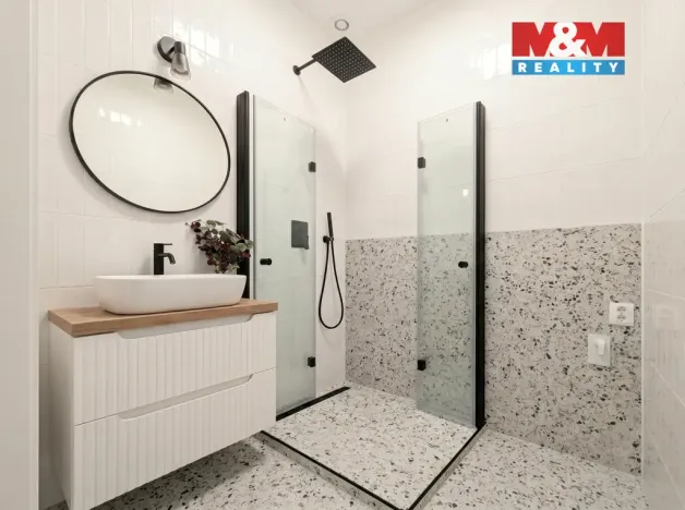 Pronájem bytu 1+kk, Praha - Vršovice, Petrohradská, 30 m2