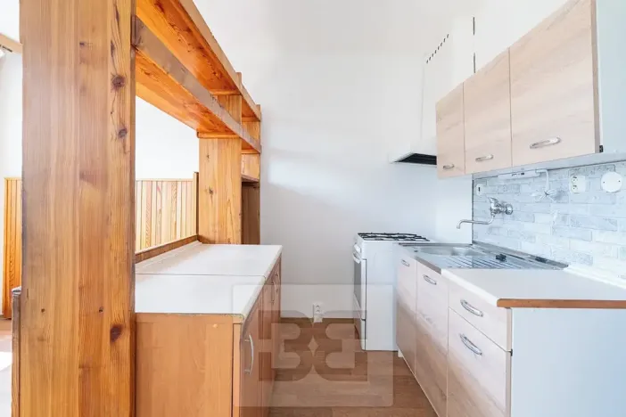 Pronájem bytu 3+1, Praha - Kobylisy, Kyselova, 64 m2