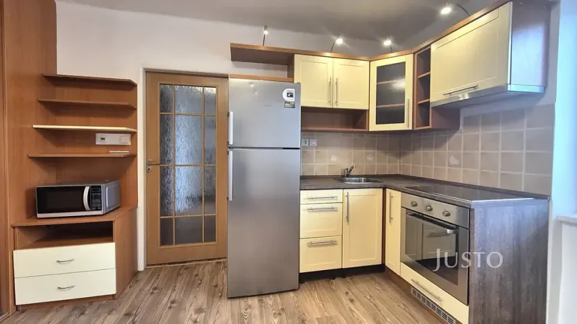 Pronájem bytu 2+kk, Písek, Nádražní, 32 m2