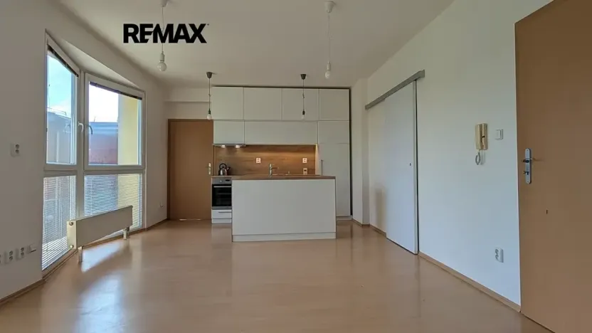 Pronájem bytu 2+kk, Praha - Újezd nad Lesy, Račiněveská, 51 m2