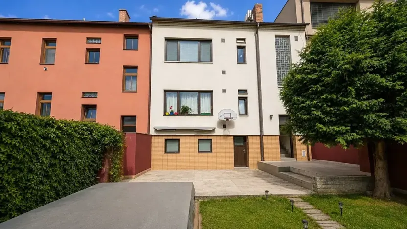 Prodej rodinného domu, Brno, Potácelova, 294 m2