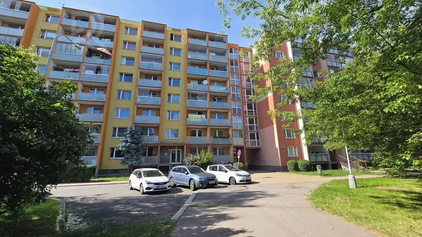 Pronájem bytu 1+1, Praha - Letňany, Dobratická, 31 m2