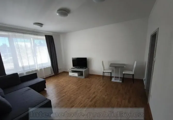 Pronájem bytu 2+1, Kladno, 58 m2