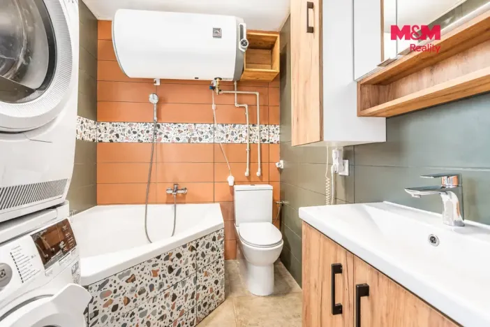 Prodej bytu 3+1, Zlín, Padělky IX, 82 m2